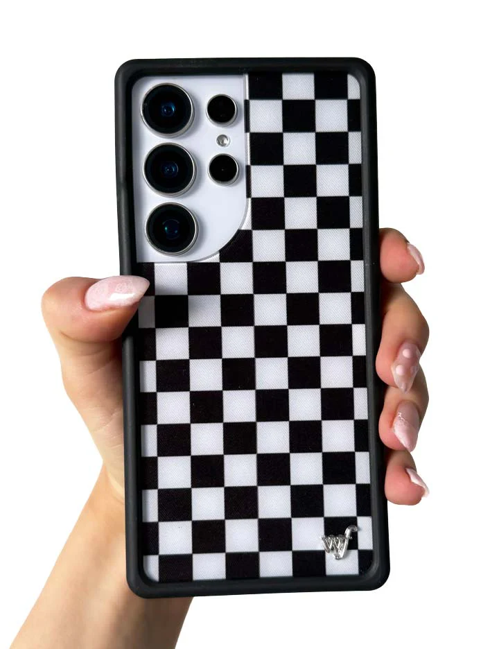 1058-checkers-black-samsung-galaxy-case-9.webp Checkers | Black Samsung Galaxy Case