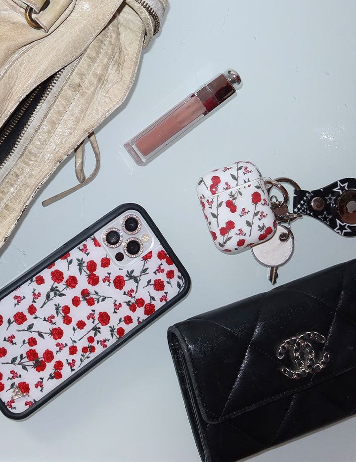 1697-red-roses-airpods-16.jpg Red Roses AirPods