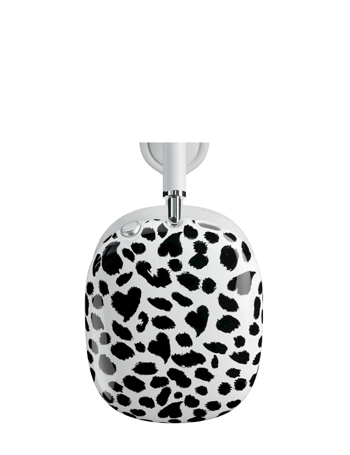 1750-dalmatian-airpod-max-case-3.webp Dalmatian Airpod Max Case