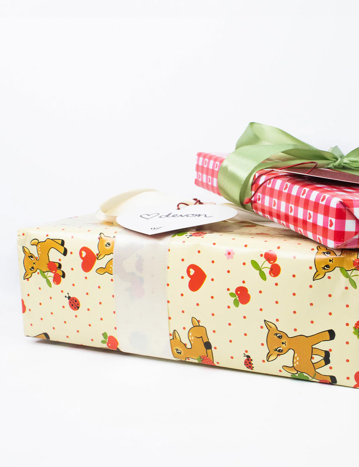 1778-oh-deer-and-red-gingham-hearts-gift-wrap-2-pack-8.webp Oh Deer and Red Gingham Hearts Gift Wrap - 2 Pack