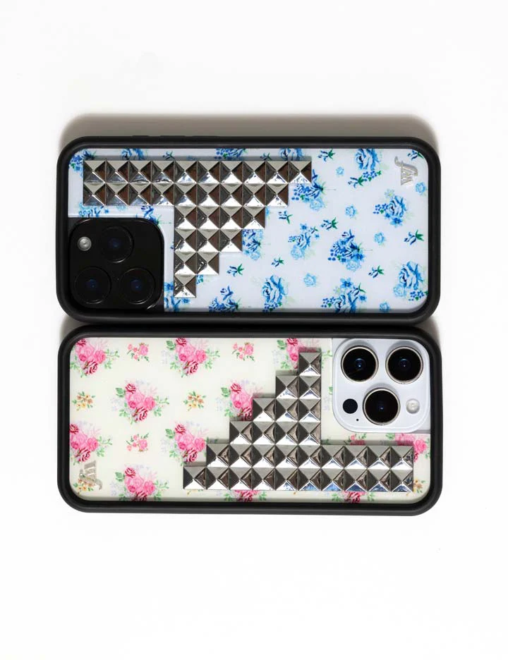 3251-vintage-floral-stud-iphone-case-31.webp Vintage Floral Stud iPhone Case