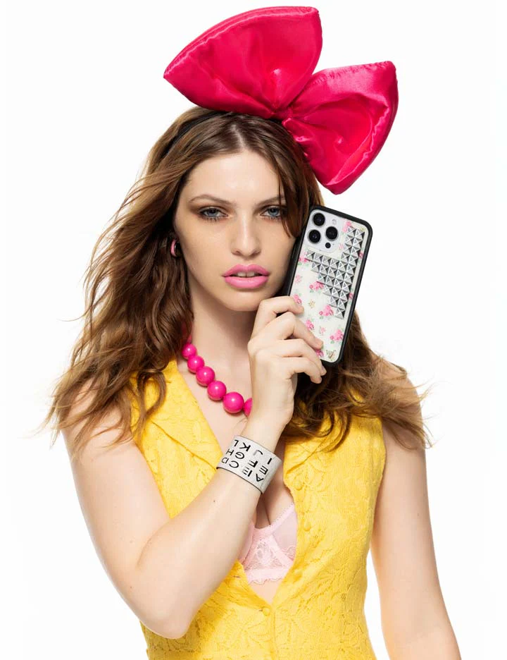 3251-vintage-floral-stud-iphone-case-32.webp Vintage Floral Stud iPhone Case